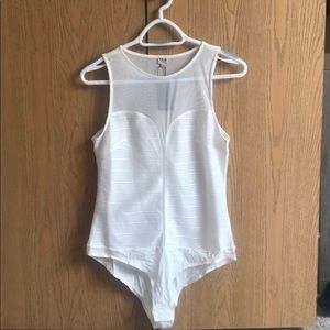 White cheeky bodysuit 🌟